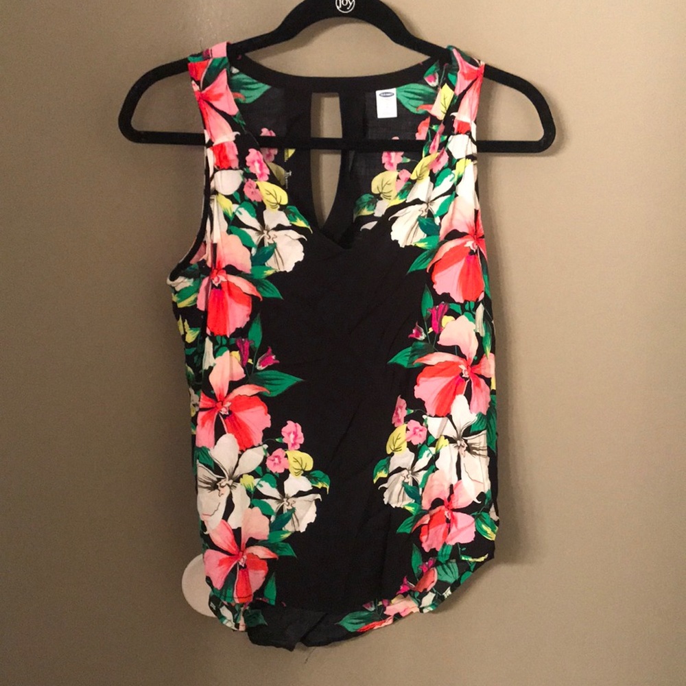 Old navy floral tank top small